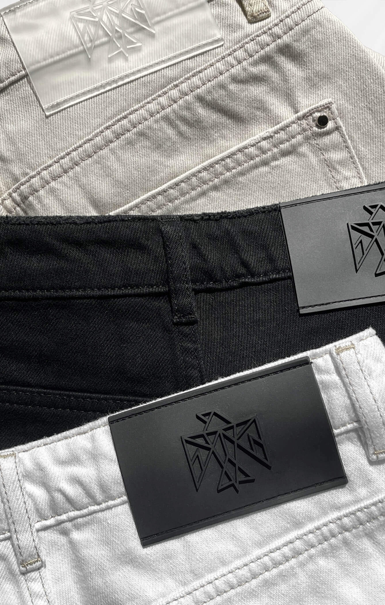THE HIGH RISE DENIM CUT-OFF SHORT - CRISP WHITE - Image 9
